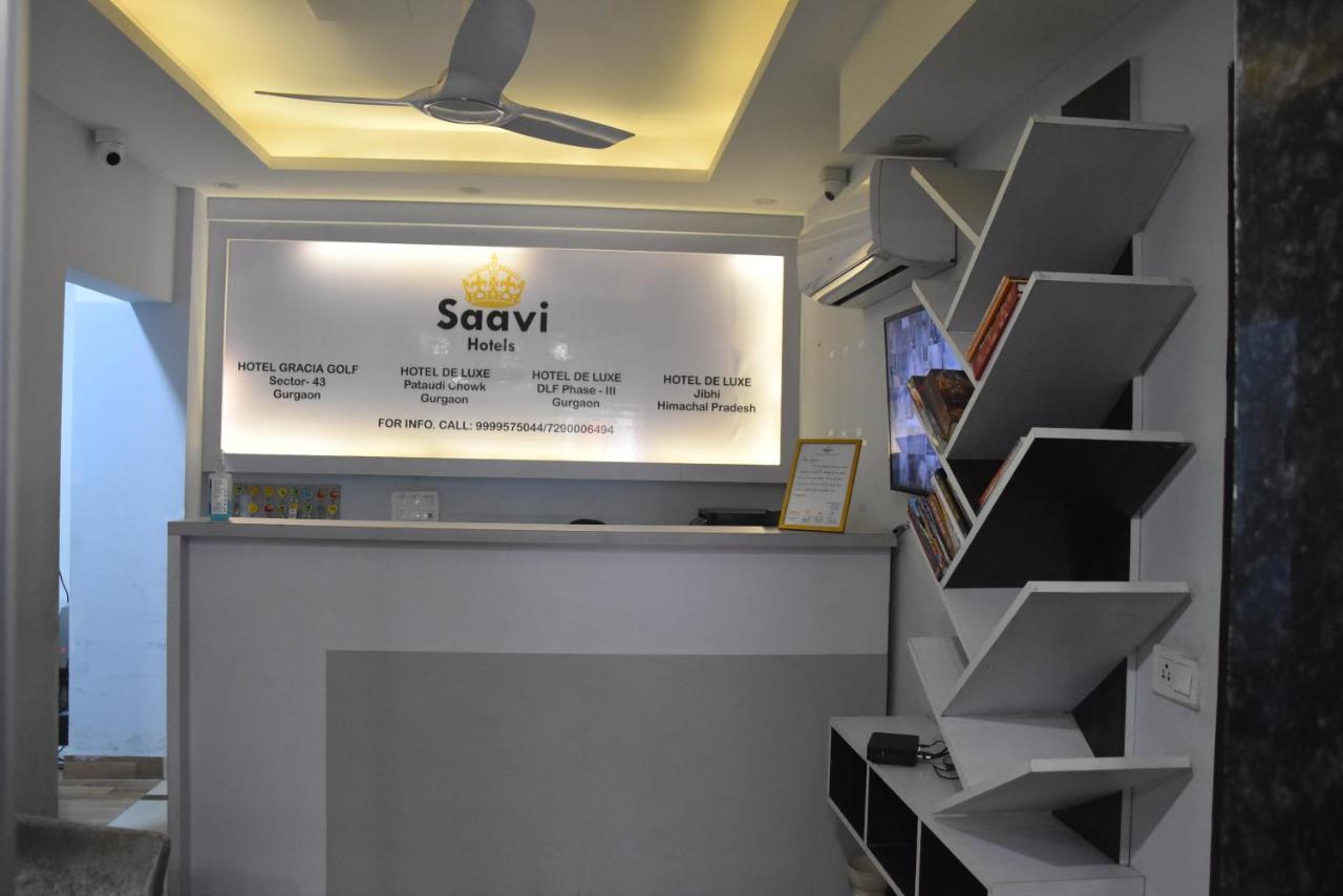 Hotel De Luxe Basai Road Gurgaon Bagian luar foto