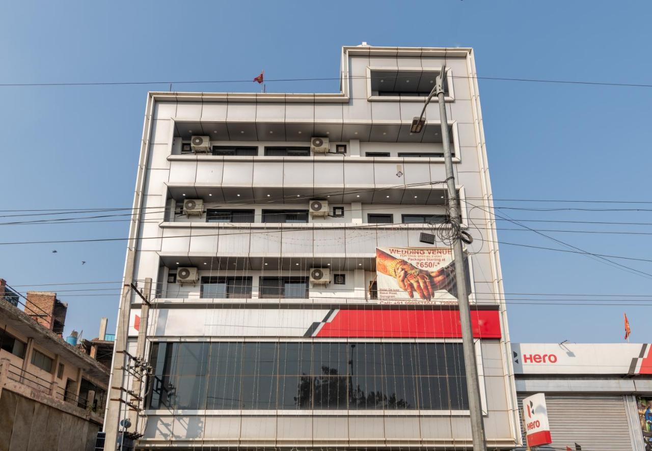 Hotel De Luxe Basai Road Gurgaon Bagian luar foto